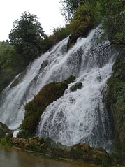 b8ed12f1c9a915149d08d7c0b02b52ba.jpg